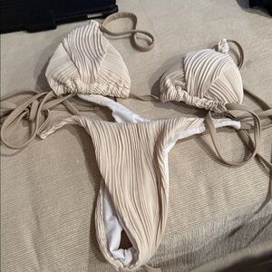Amazon Cream Textured Bikini Set